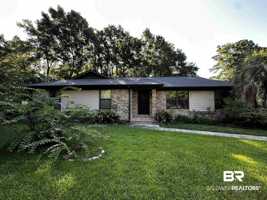 featured image of 106 Lively Cir