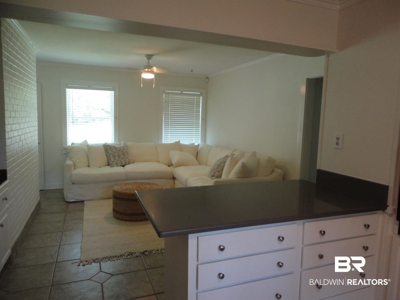 371 S Church St - Photo 6 of 17