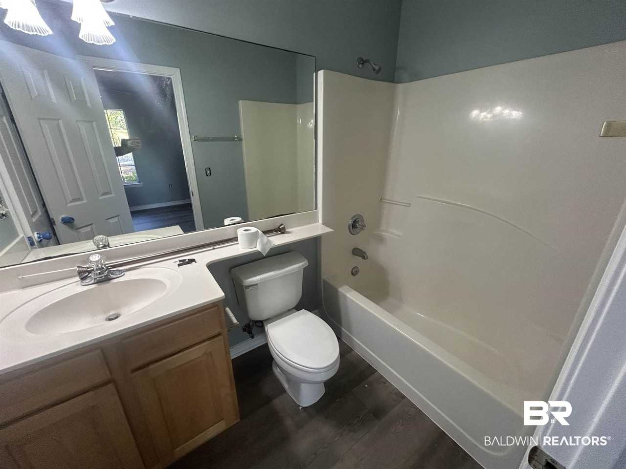 29595 Canal Rd - Photo 4 of 8