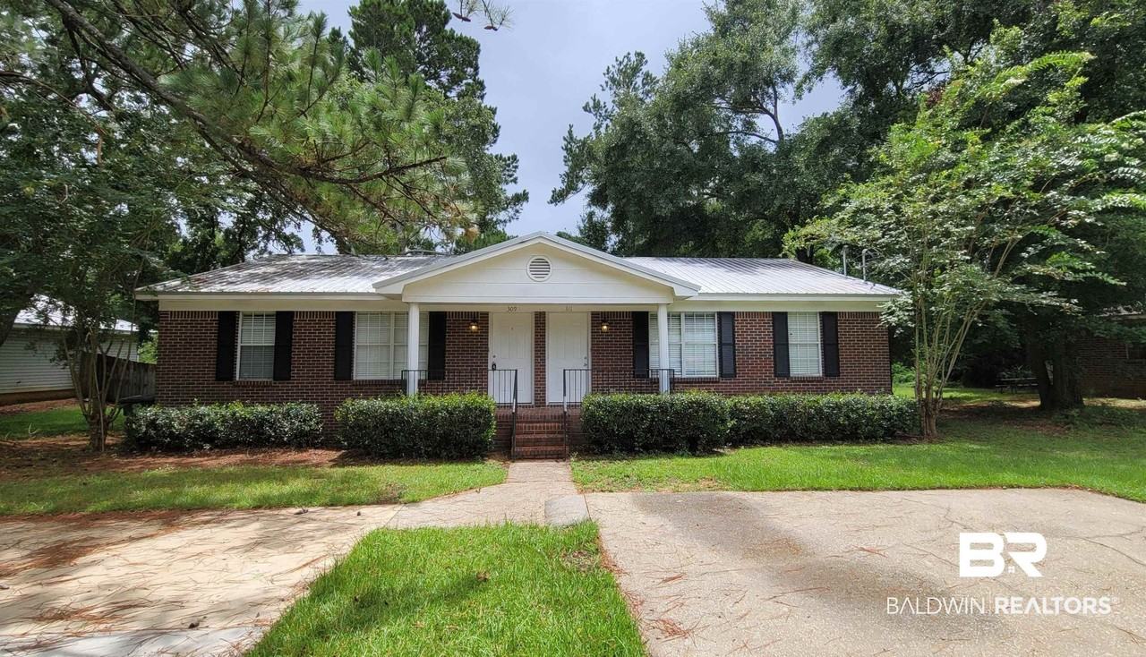 309 W Peachtree Ave