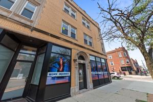 featured image of 3533 W Fullerton Ave