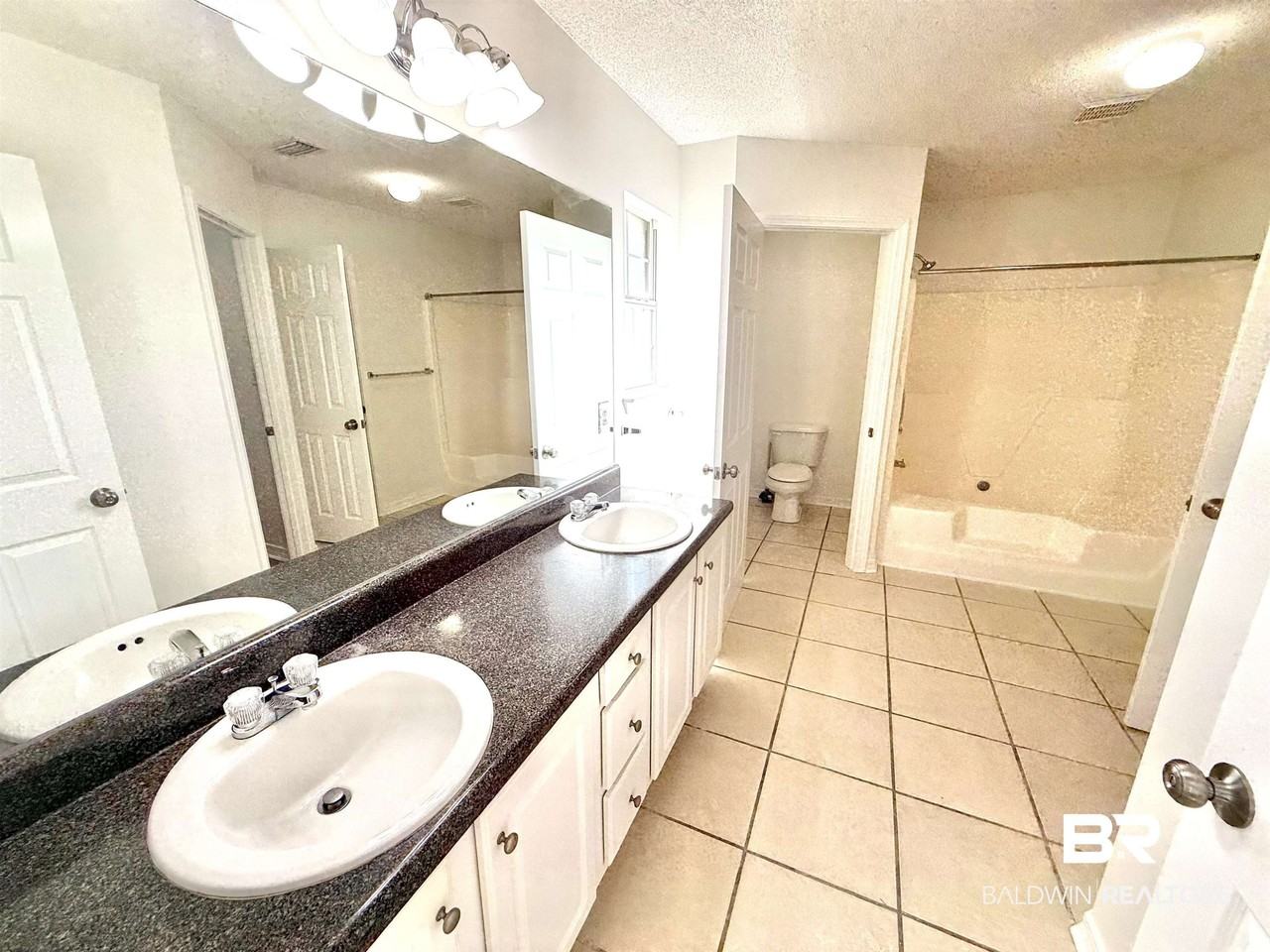 2482 W Ashford Park Dr - Photo 5 of 14