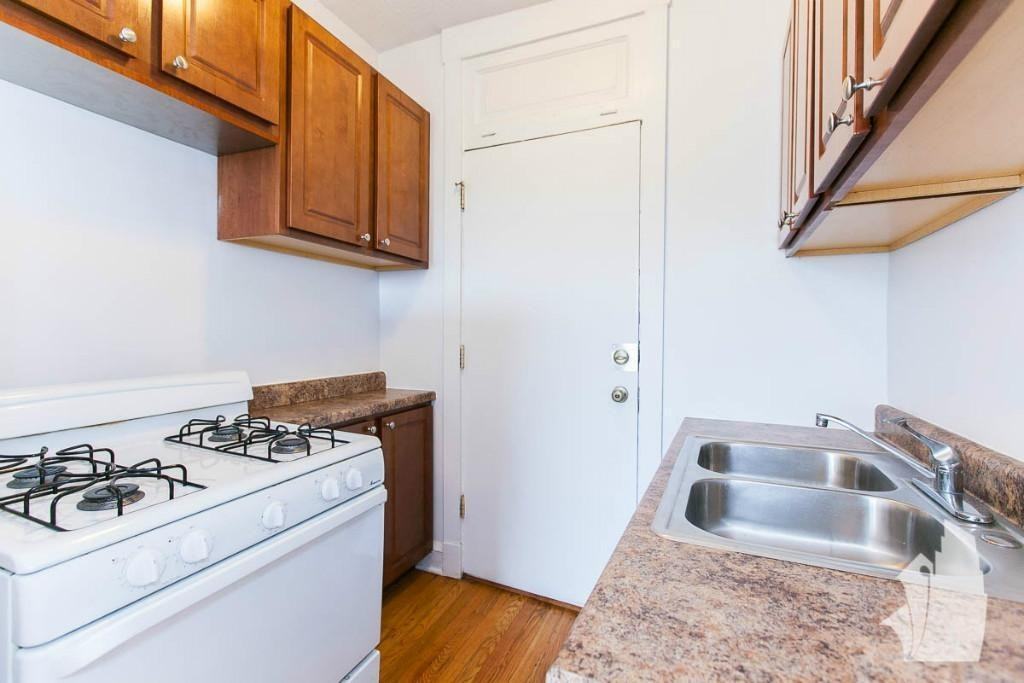 2647 N Spaulding Ave #2649-3W - Photo 7 of 9