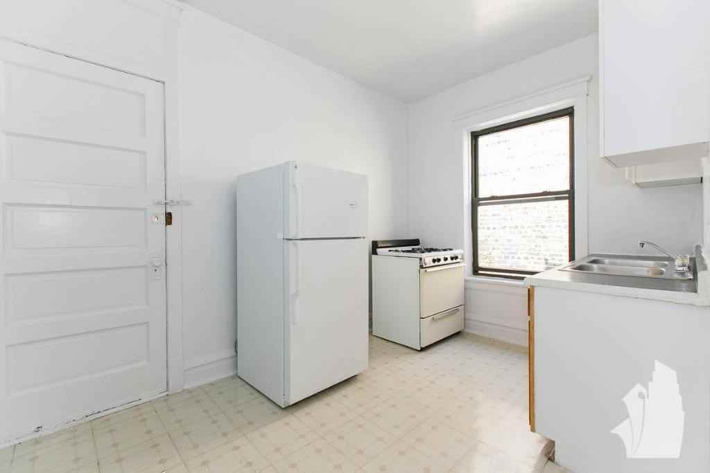 2516 N Kedzie Blvd #2518-2E - Photo 3 of 8