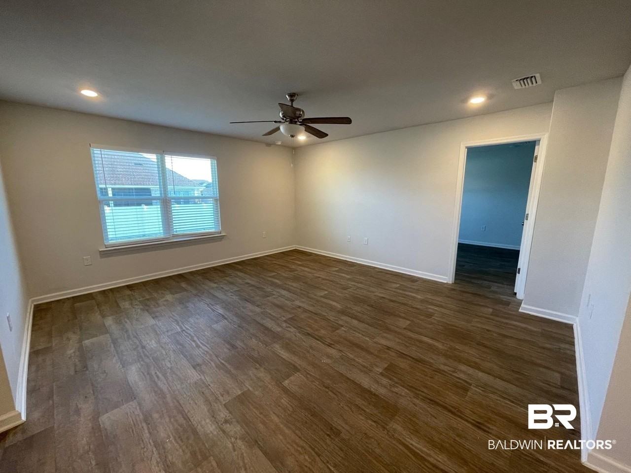 10817 Northern Dancer Ct - Photo 5 of 17