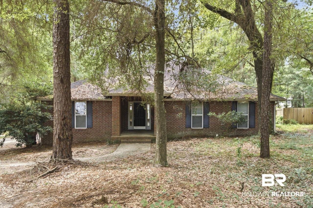 905 Ryan Ave