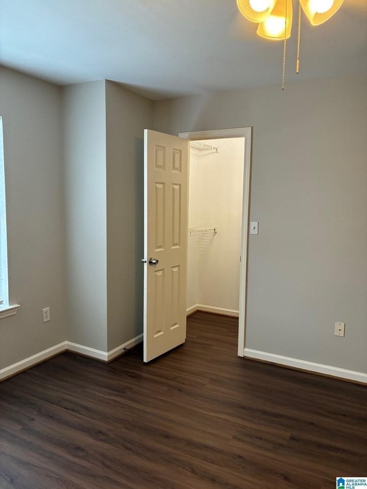Rock Ridge Ln - Photo 7 of 17
