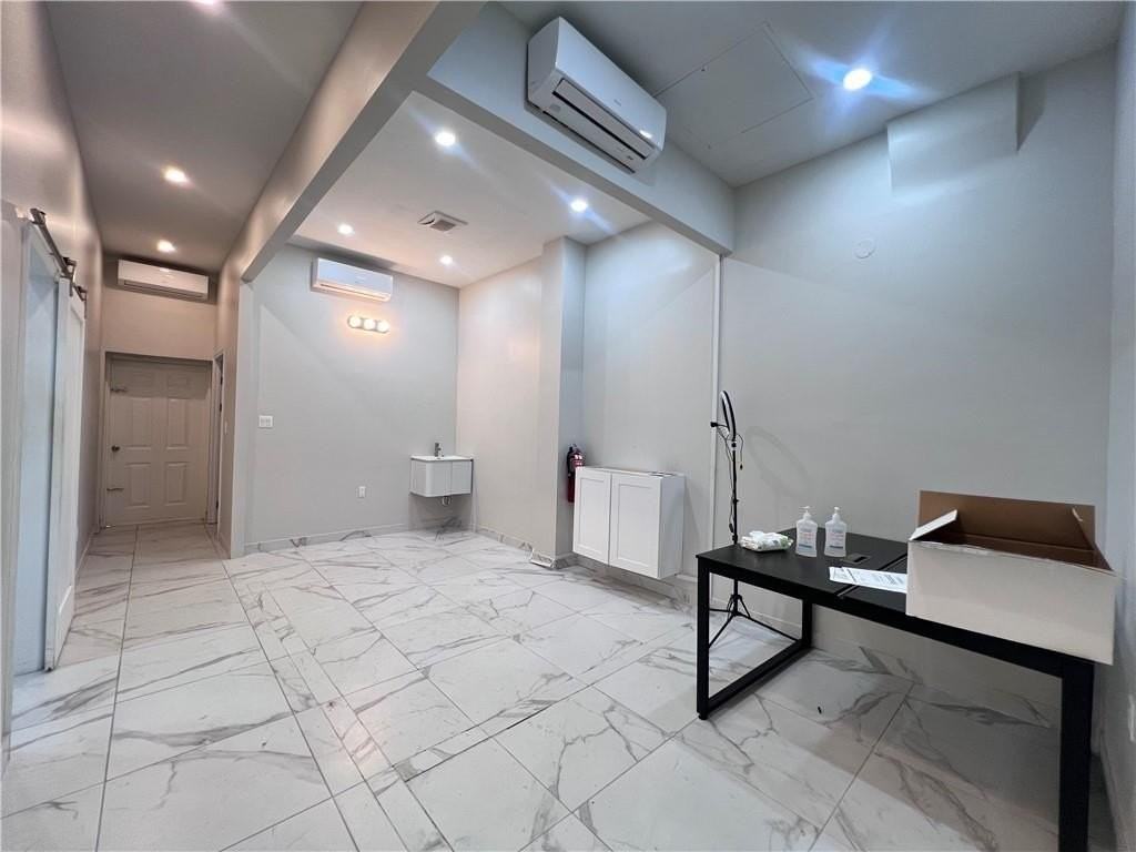7015 3rd Ave - Photo 4 of 7