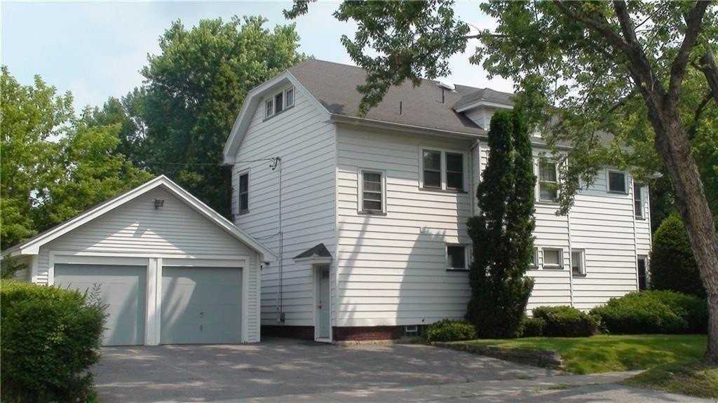 1067 N Winton Rd - Photo 2 of 9