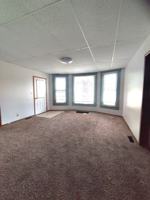 featured image of 220 W Union St #1