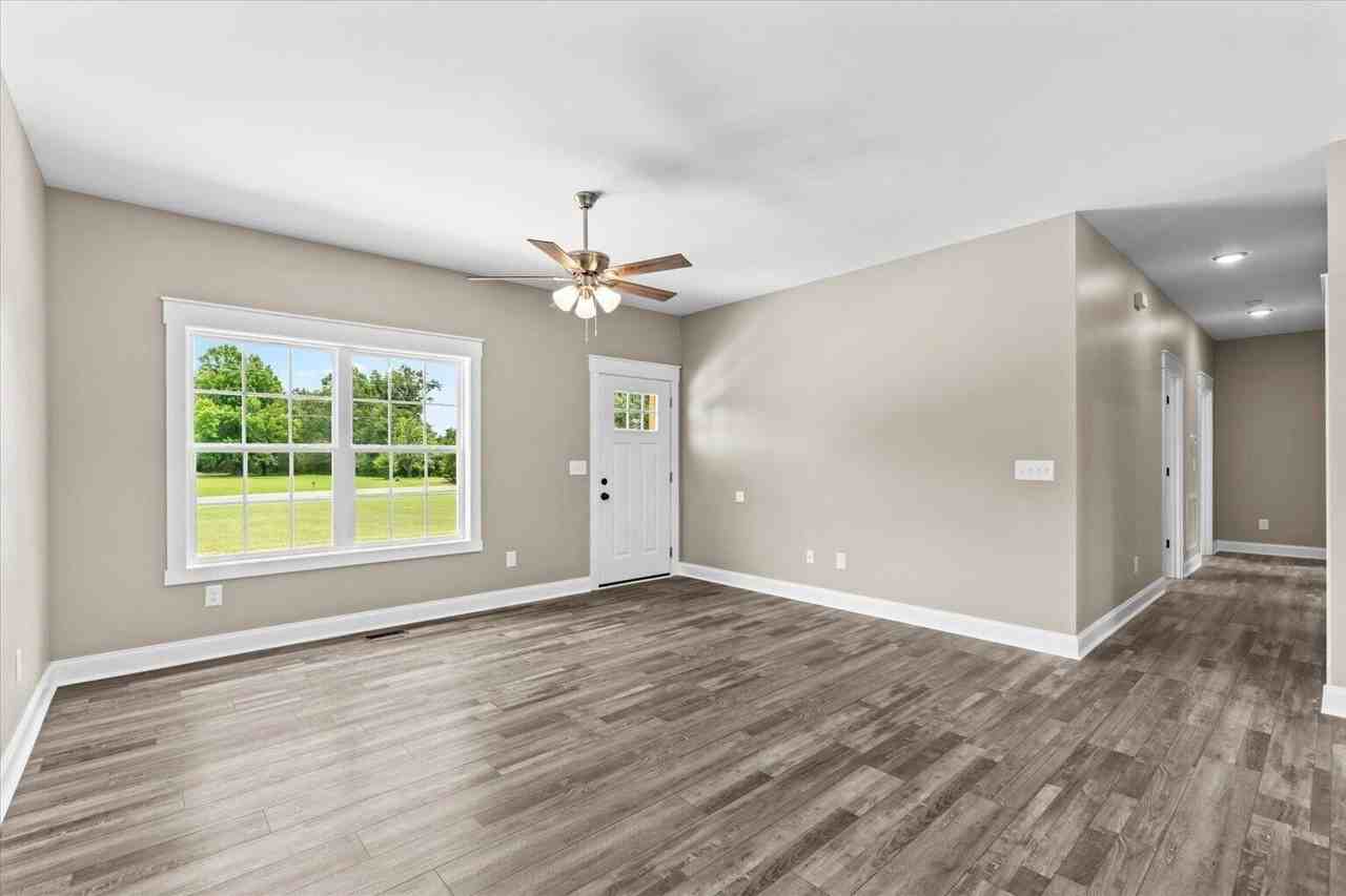 139 Kirby Young Rd Se - Photo 5 of 15