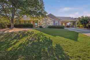 3942 Ashmore Dr - Photo 1 of 1