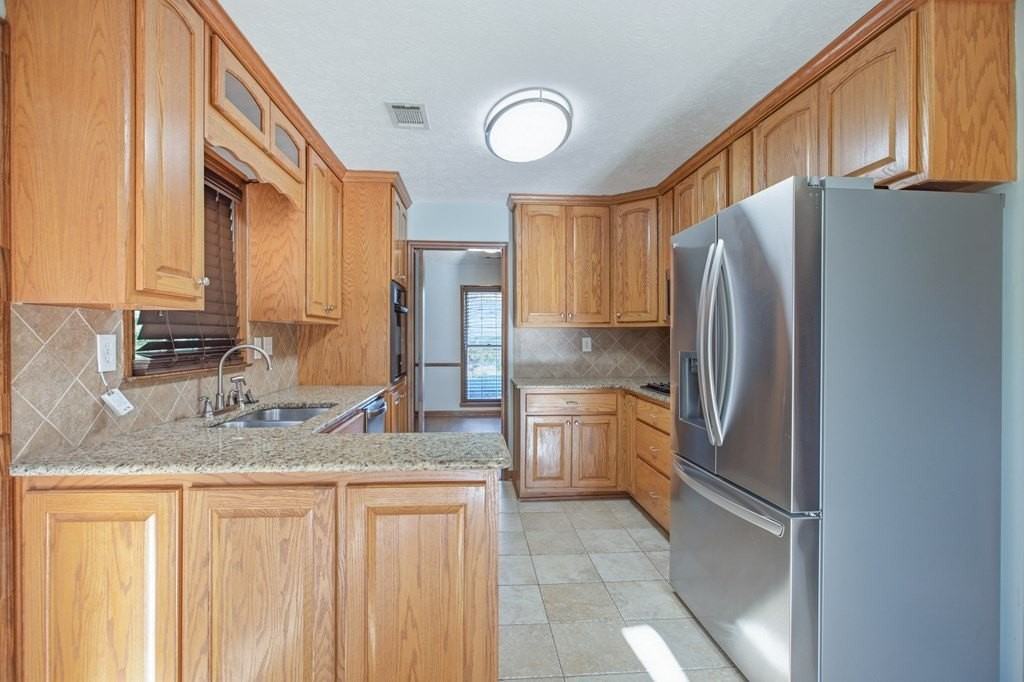 3942 Ashmore Dr - Photo 7 of 21