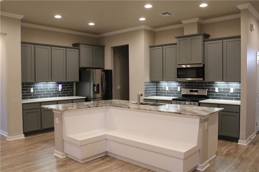 8026 Ventoso St - Photo 6 of 11