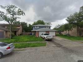 featured image of 11661B Flatrock Crossing Cir