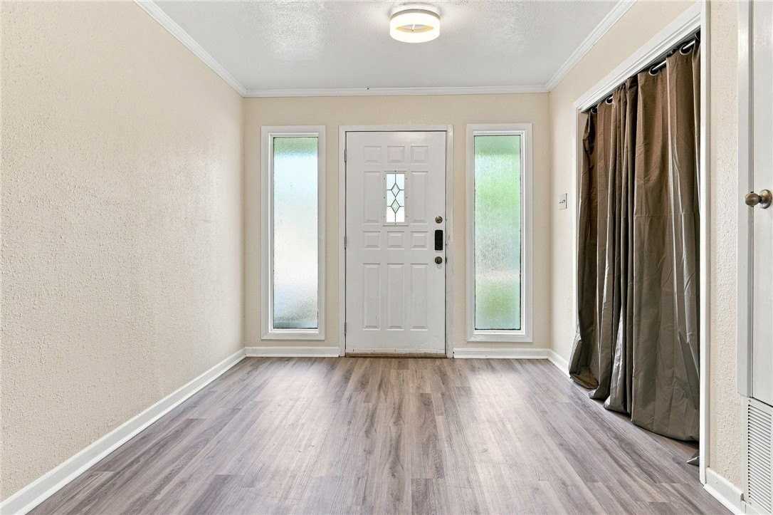 126 N Janin Cir - Photo 4 of 26