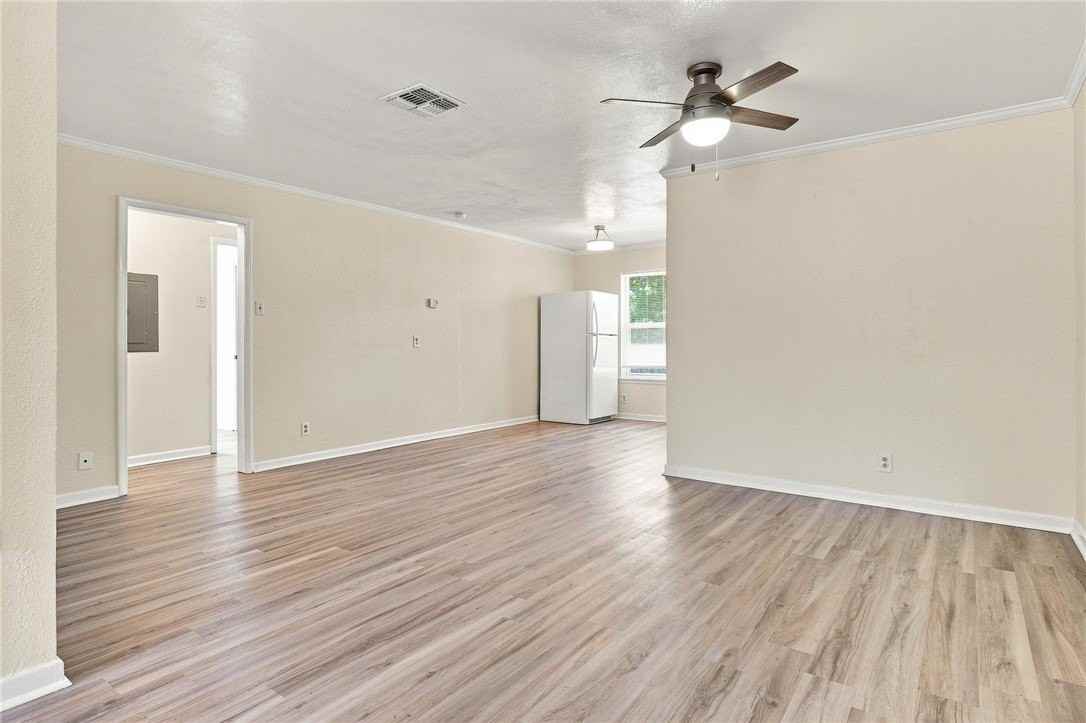 126 N Janin Cir - Photo 5 of 26