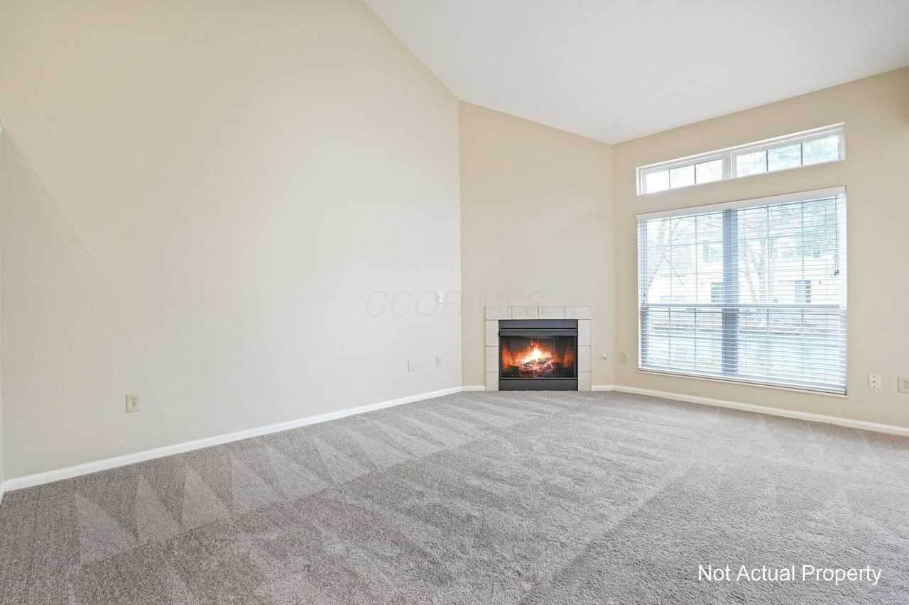 5002 Stratford Pine Ln - Photo 4 of 39