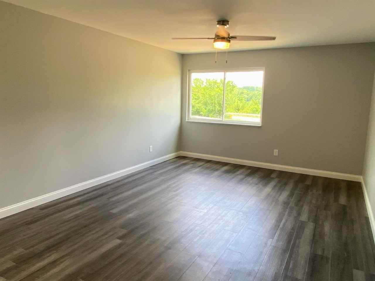5025 Barrow Ave #6 - Photo 2 of 13