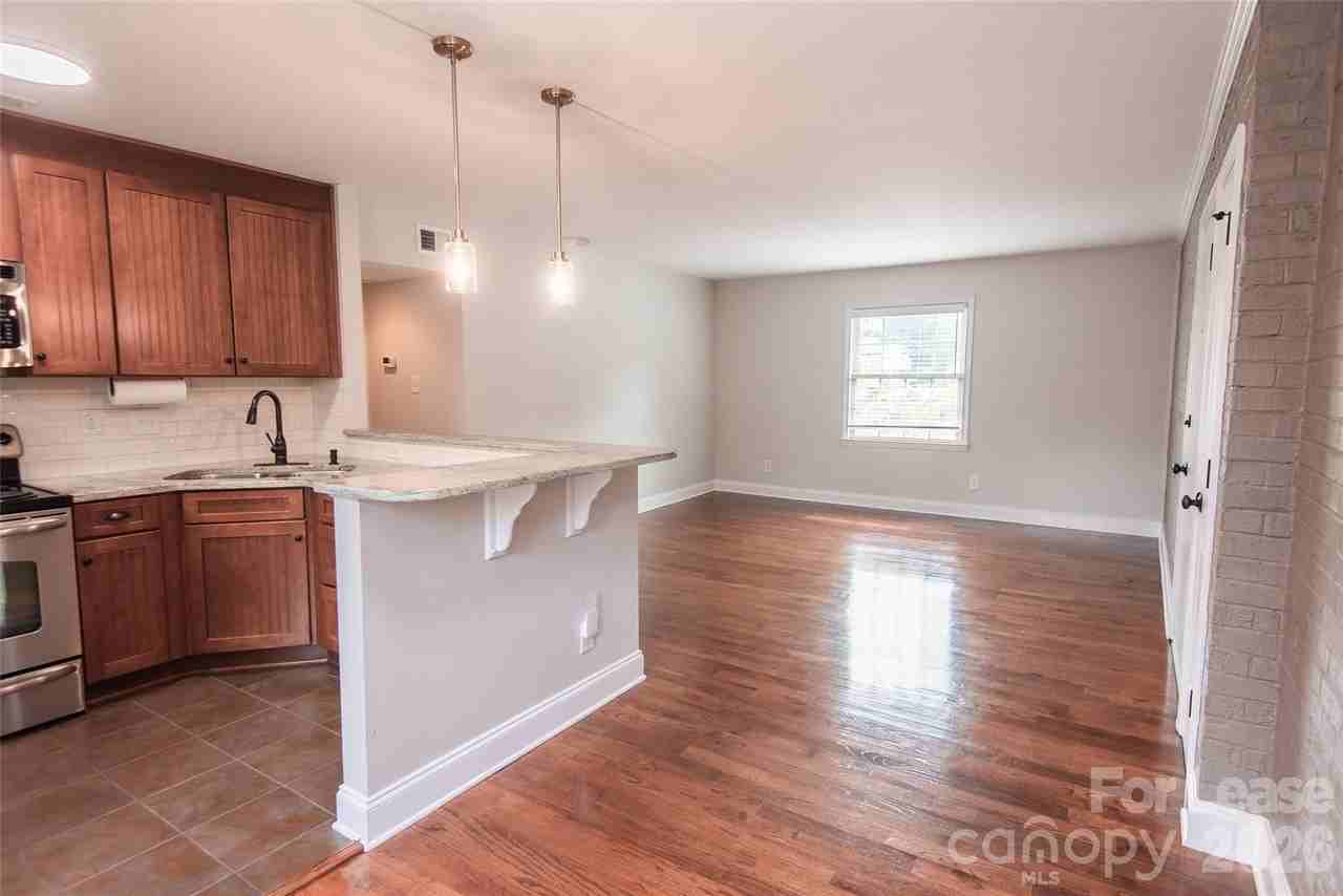 4915 Park Rd #F - Photo 3 of 20
