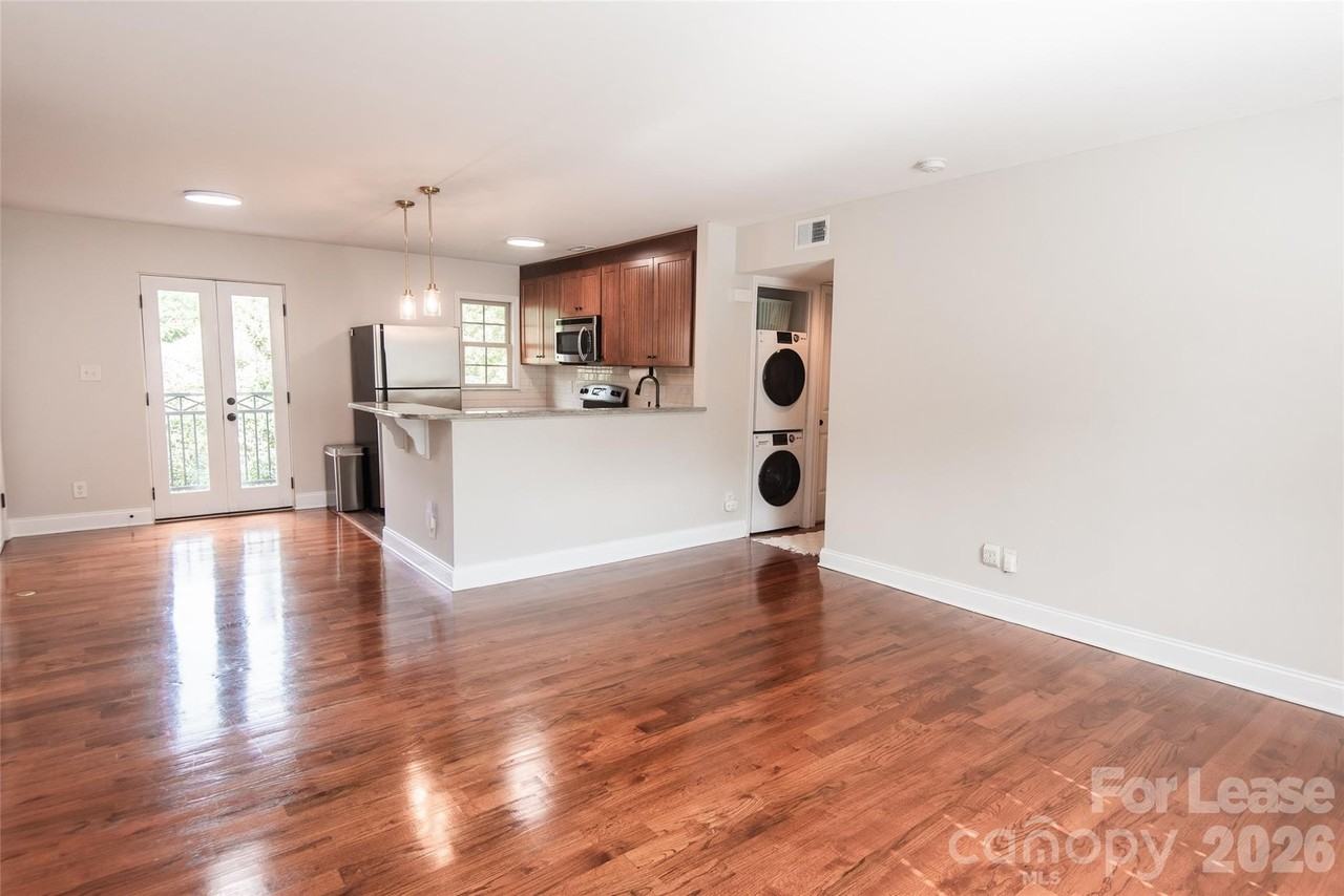 4915 Park Rd #F - Photo 4 of 20