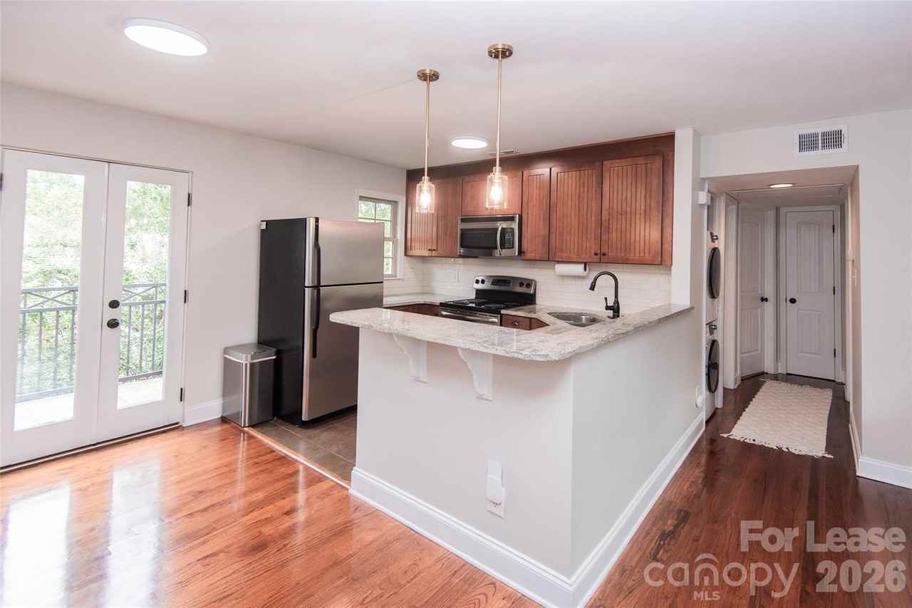 4915 Park Rd #F - Photo 5 of 20