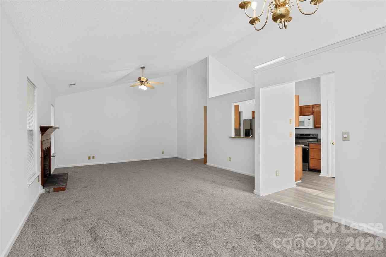 3411 Pondridge Ct - Photo 3 of 37