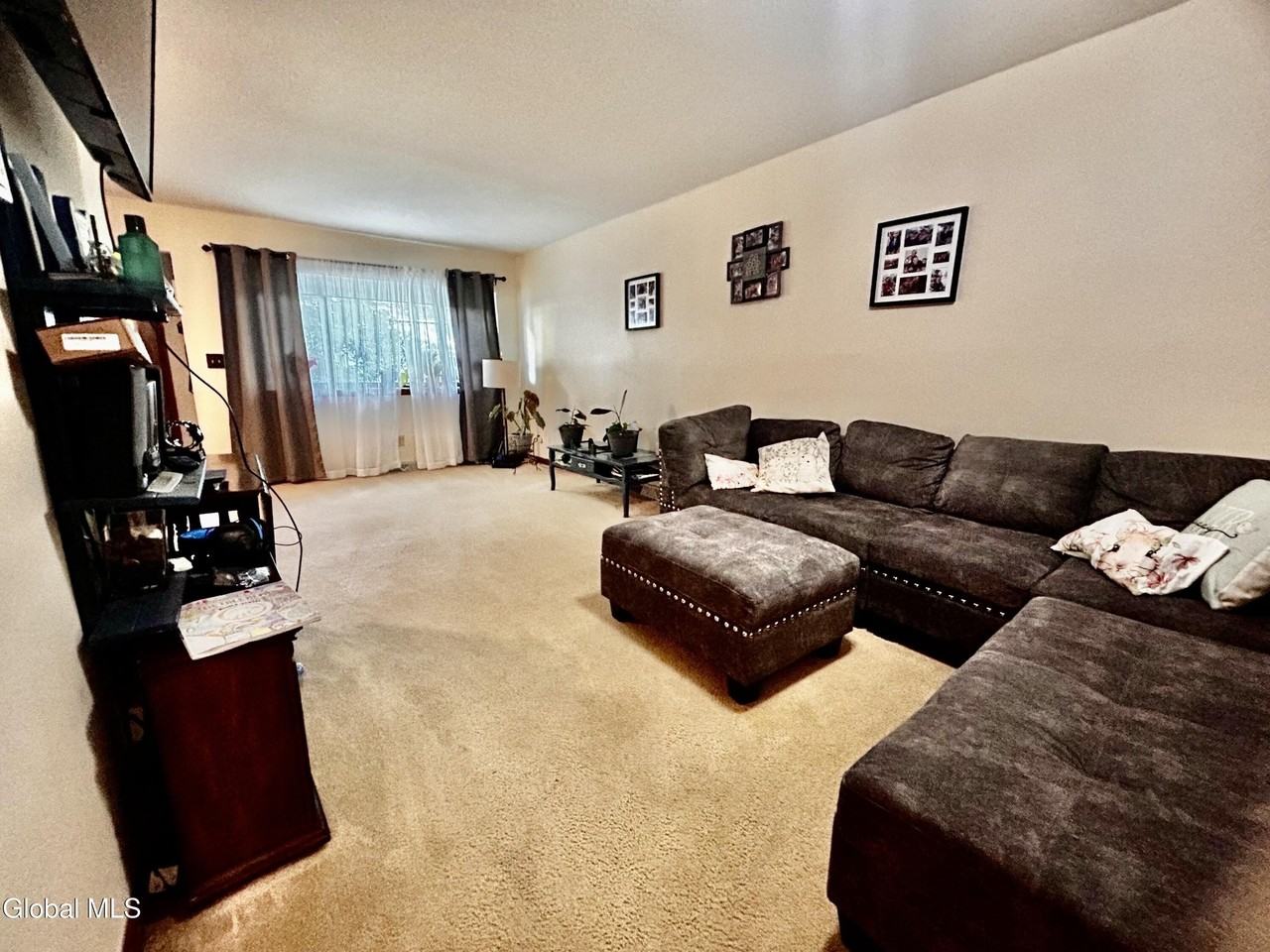 34 Henderson Rd #A - Photo 5 of 20