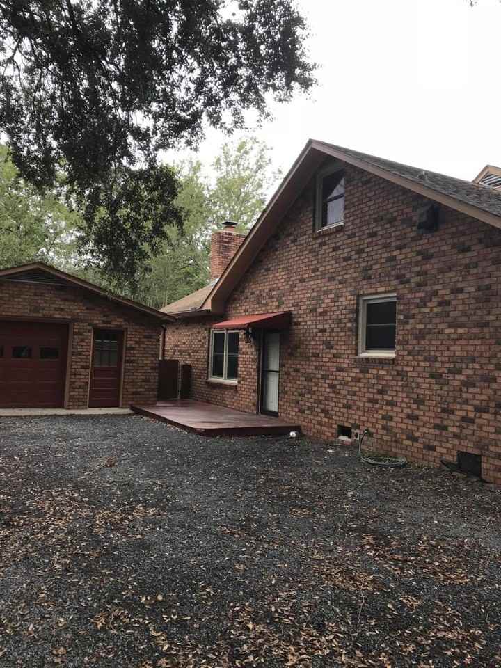 2073 Parkway Dr - Photo 3 of 17