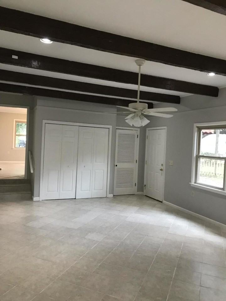 2073 Parkway Dr - Photo 7 of 17