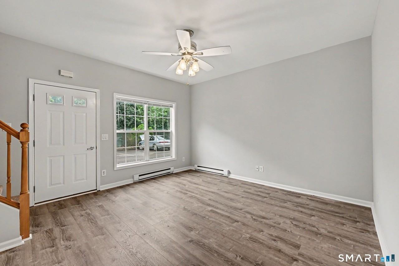169 S Main St #D - Photo 5 of 38
