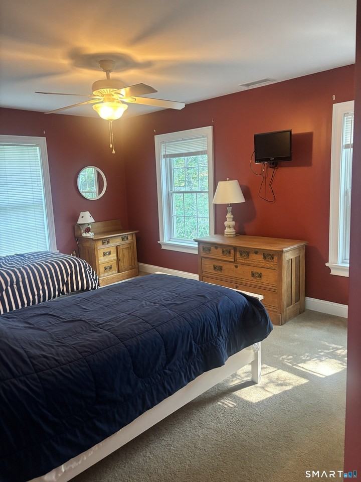 138 Old Black Point Rd - Photo 7 of 10