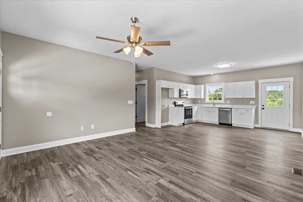 139 Kirby Young Rd Se - Photo 4 of 15