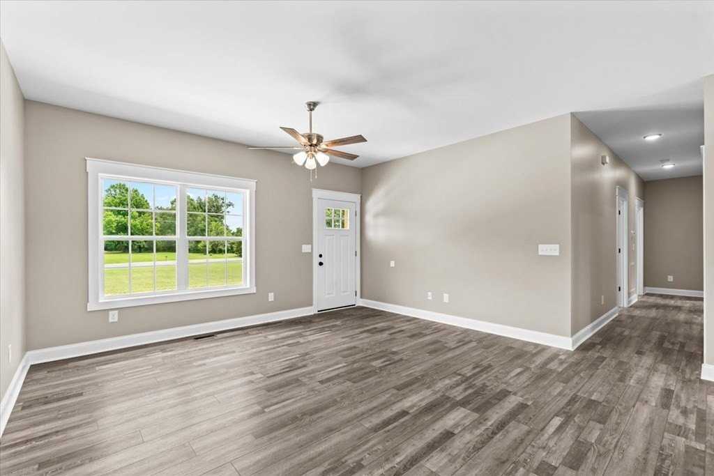 139 Kirby Young Rd Se - Photo 5 of 15