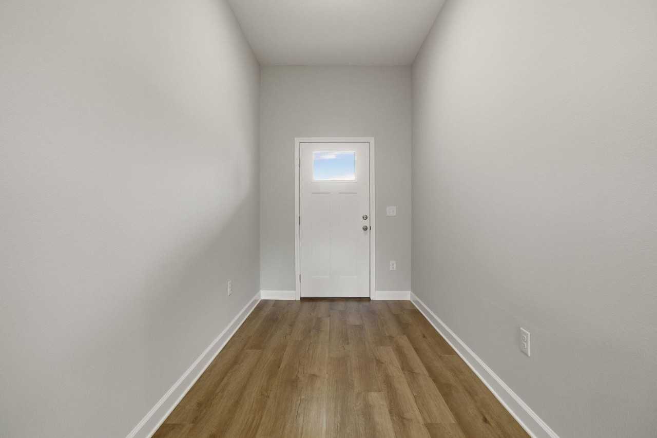 6434 Kylito Cir - Photo 5 of 36