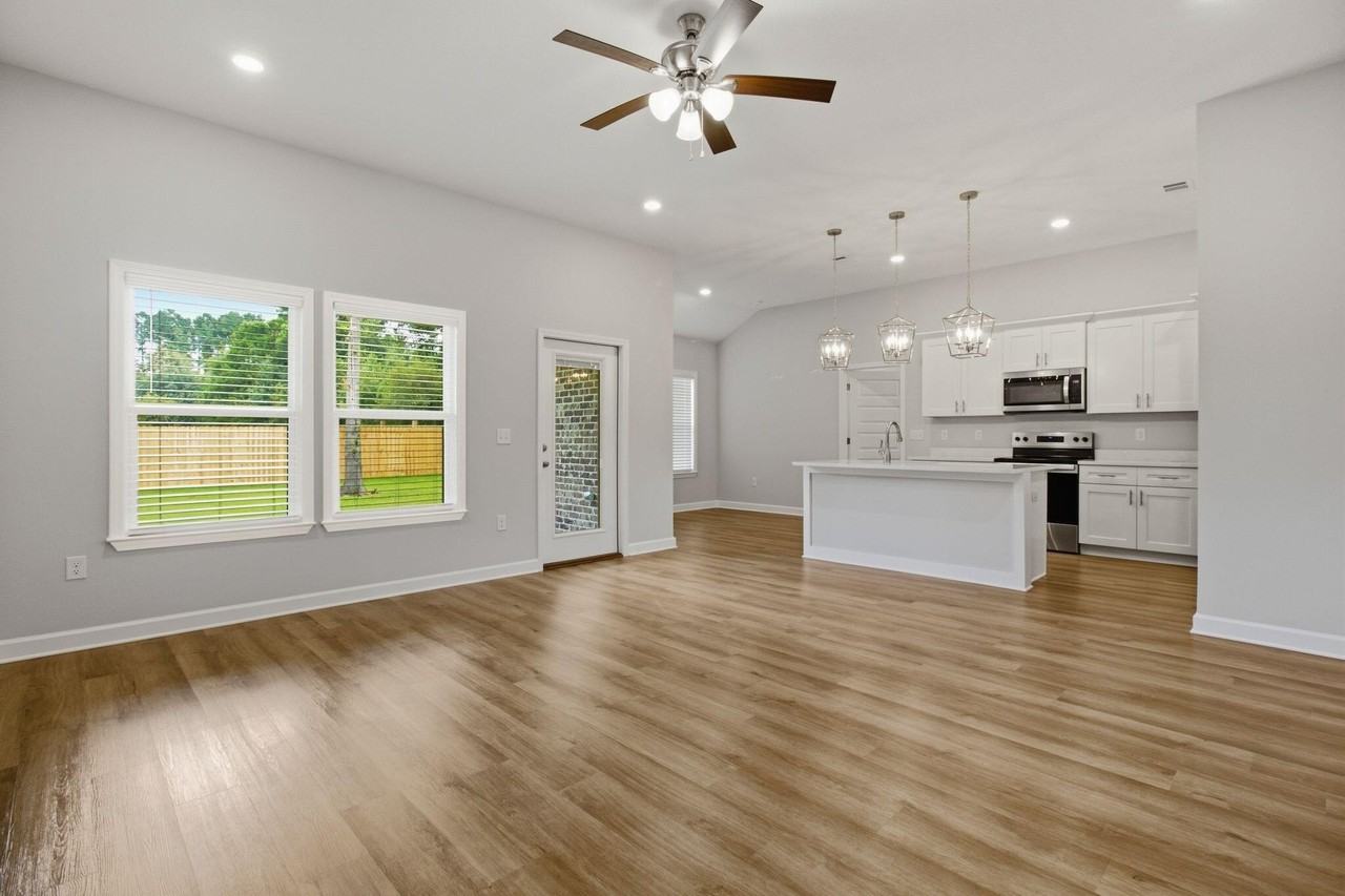6434 Kylito Cir - Photo 7 of 36