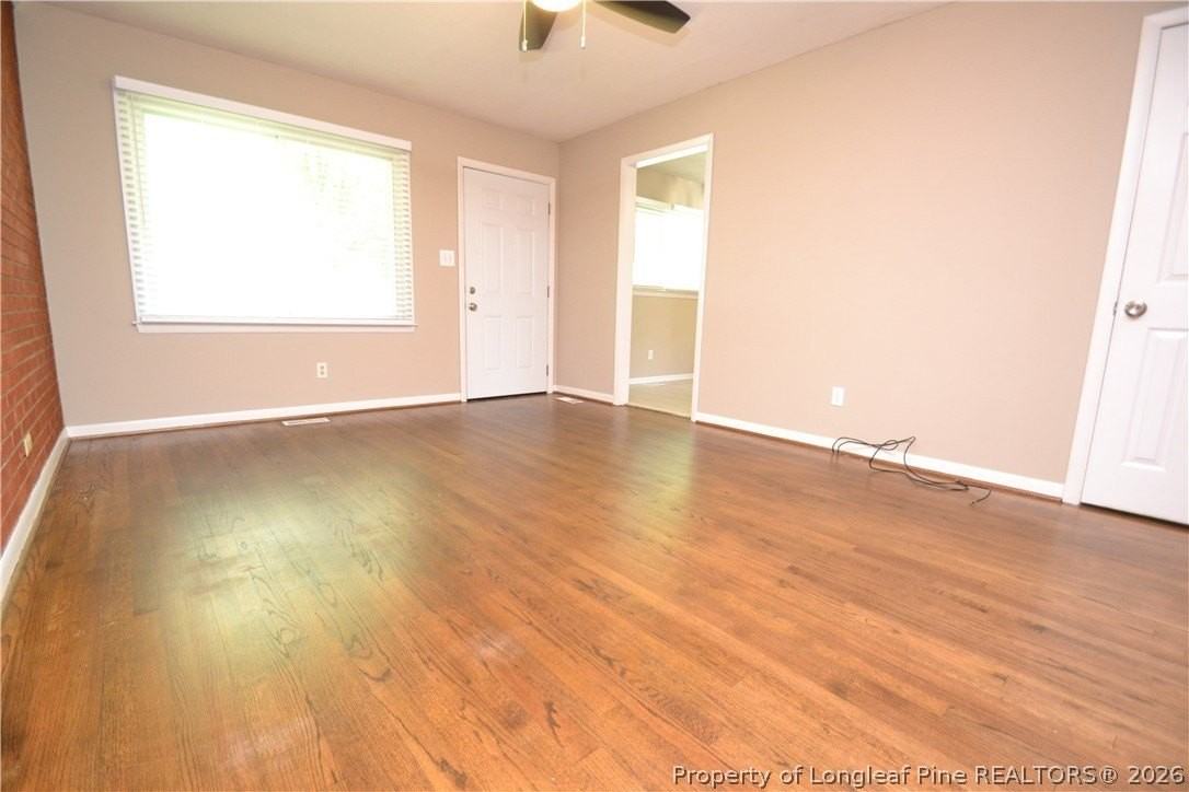5131 Lundy Dr - Photo 4 of 27