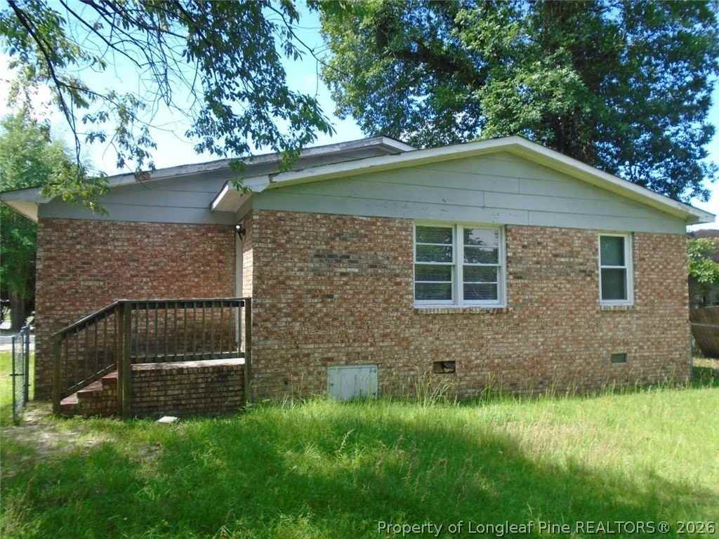 517 Albany St - Photo 2 of 19