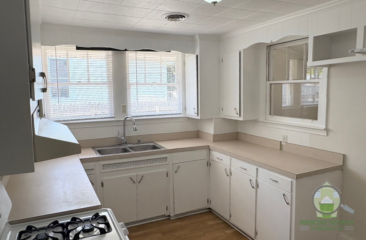 518 Perry Ave #1 - Photo 5 of 11
