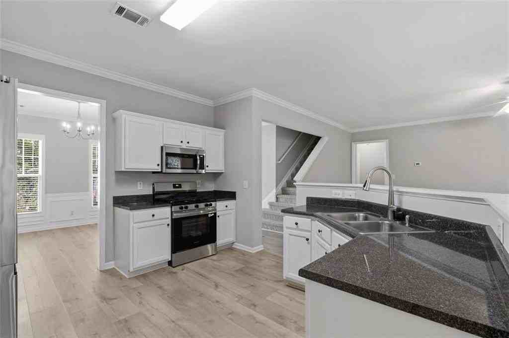 2531 Fieldview Way - Photo 5 of 50