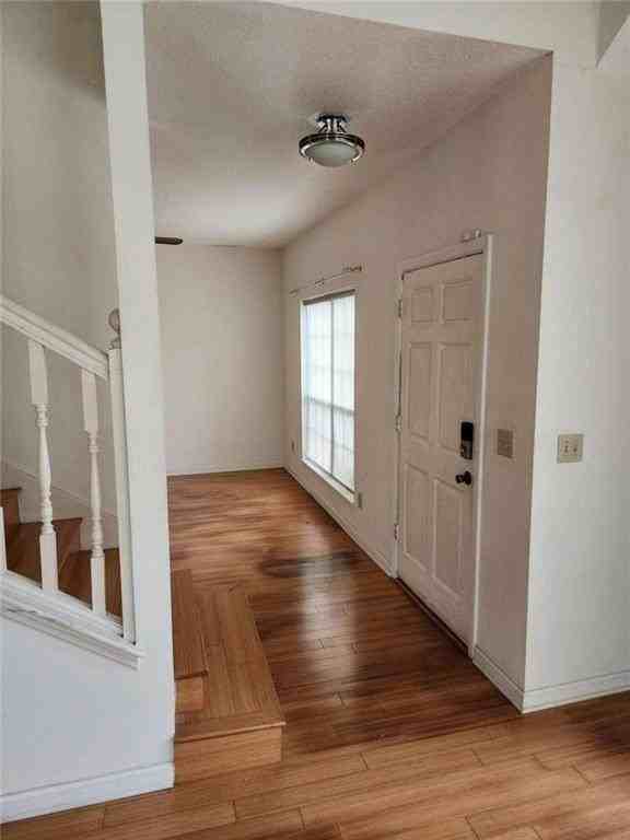 10870 Willow Meadow Cir - Photo 2 of 8