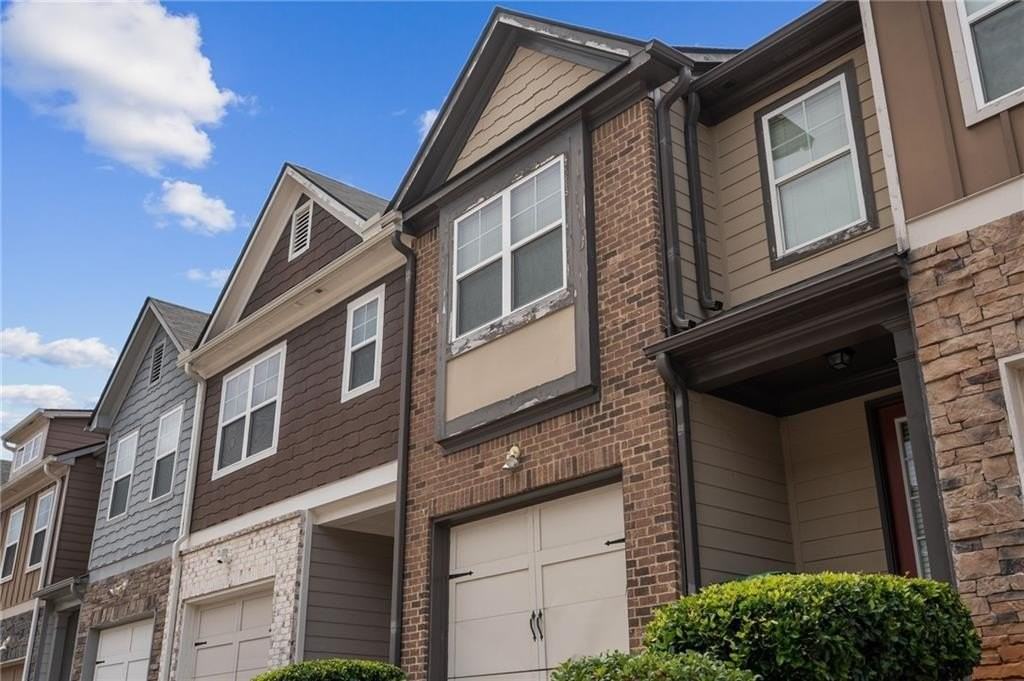 4987 Longview Walk - Photo 2 of 40