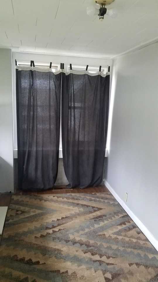 2103 N 28th St #1 - Photo 3 of 11