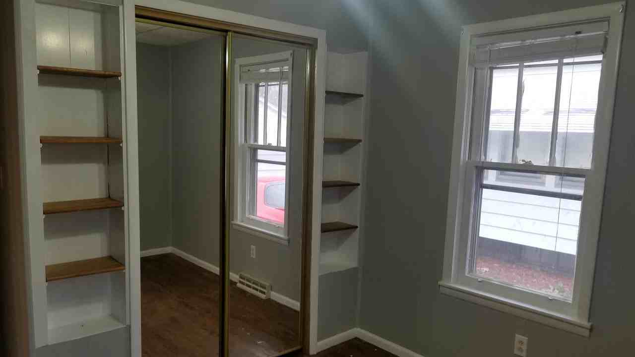2103 N 28th St #1 - Photo 7 of 10