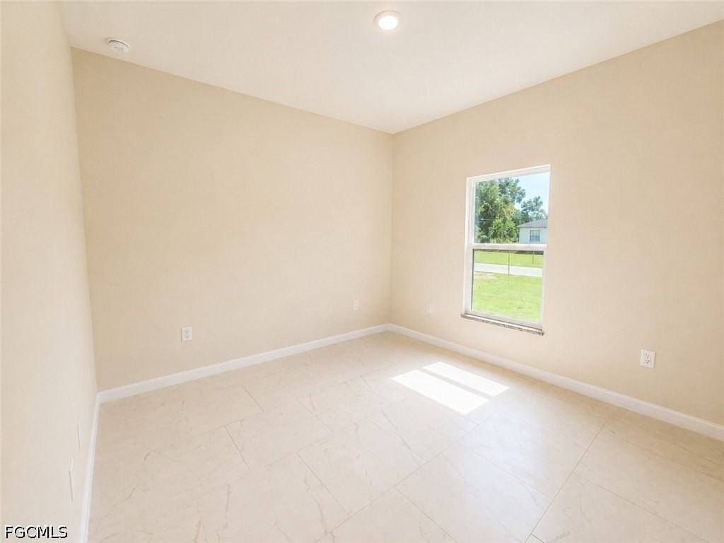 2617 Queen Dr - Photo 6 of 8