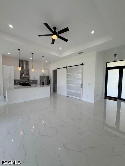2124 Ne 28th St - Photo 6 of 26