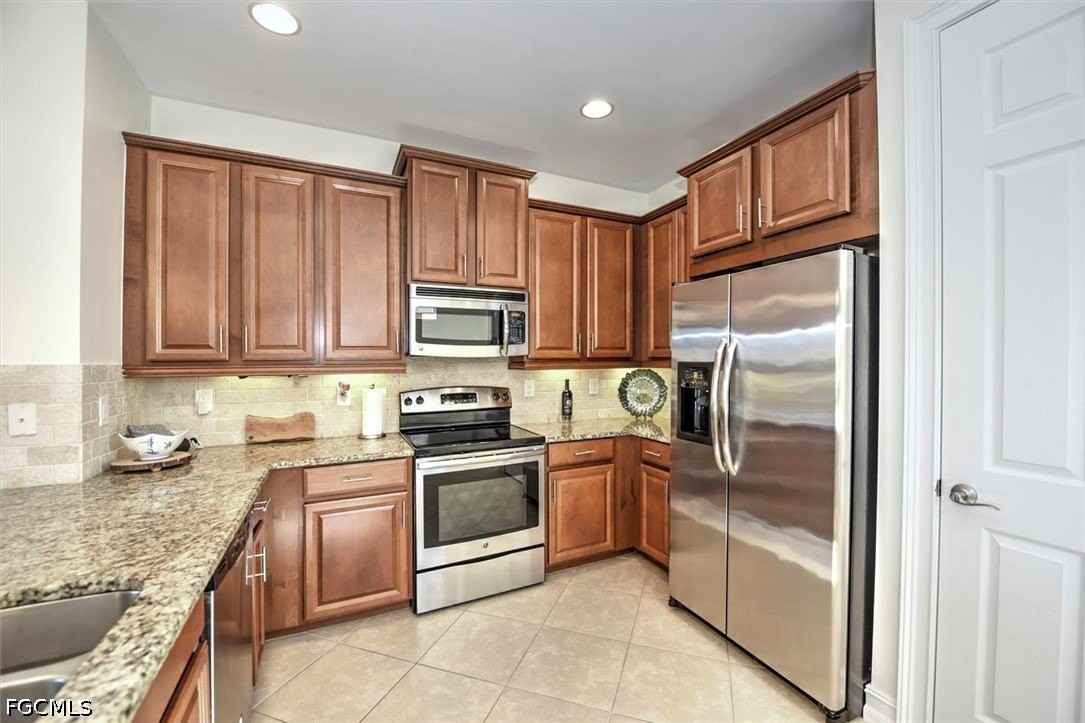 3517 Crosswater Dr - Photo 2 of 24