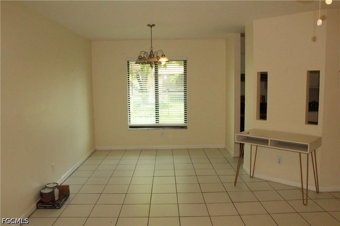 1811 Se 15th Pl #1 - Photo 6 of 11