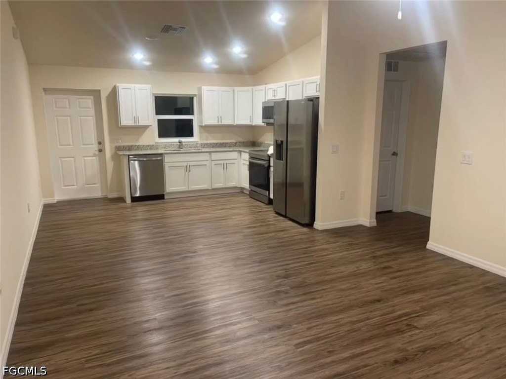 7013 Rich Cir - Photo 4 of 13