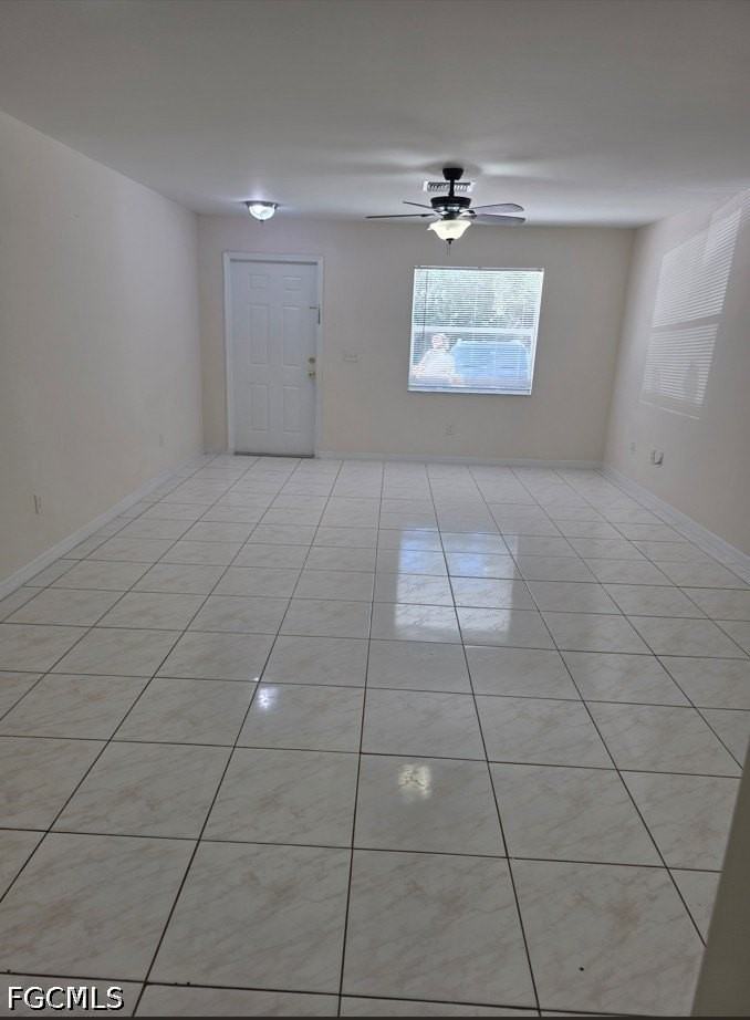 245 Meadow Rd - Photo 7 of 22